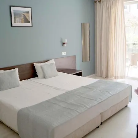 Valeo Hotel