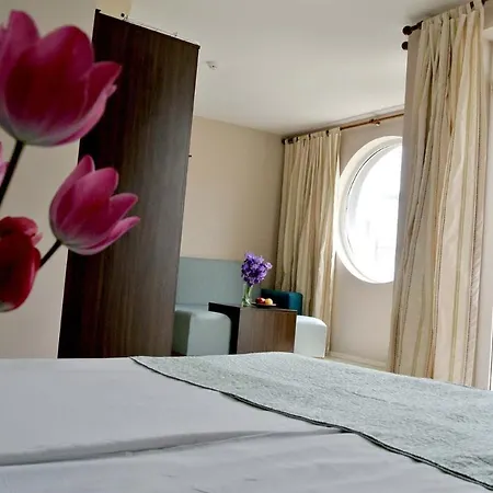 Hotel Valeo 3*