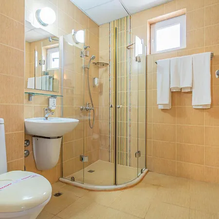 Valeo Hotel