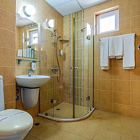 Valeo Hotel 3*