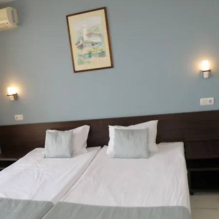 Valeo Hotel